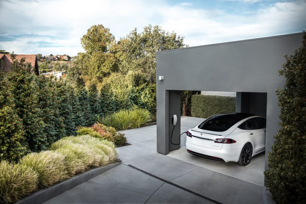 Benefits of a Residential EV Charging Station